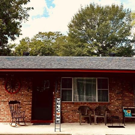 Murfreesboro Wandering Wagon Located In Town エクステリア 写真